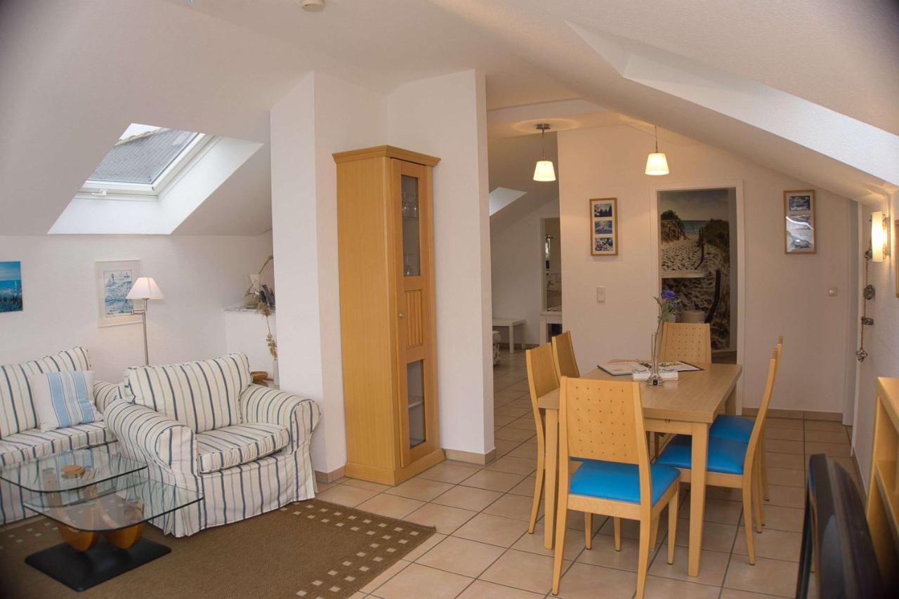 Balkon Mit Traumhaften Meerblick, Gratis Nutzung Vom Ahoi Erlebnisbad Und Sauna In Sellin Duenenhaus Fewo05 Goehren  Luaran gambar