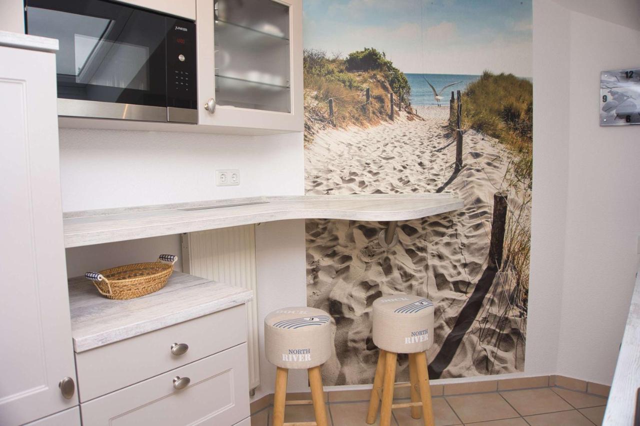 Balkon Mit Traumhaften Meerblick, Gratis Nutzung Vom Ahoi Erlebnisbad Und Sauna In Sellin Duenenhaus Fewo05 Goehren  Luaran gambar